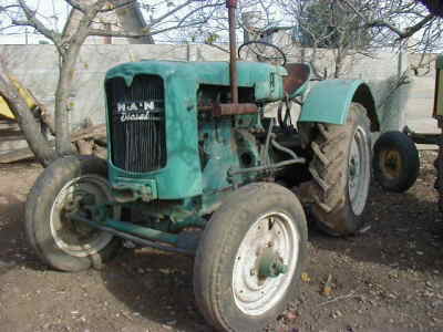 Trains Tractors and steam engines all over Argentina